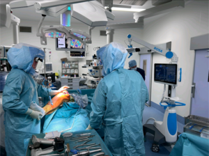 Halve knieprothese met Rosa robot